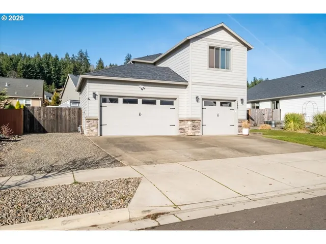 $615,000 | 1473 Meadow Avenue, Silverton, OR 97381