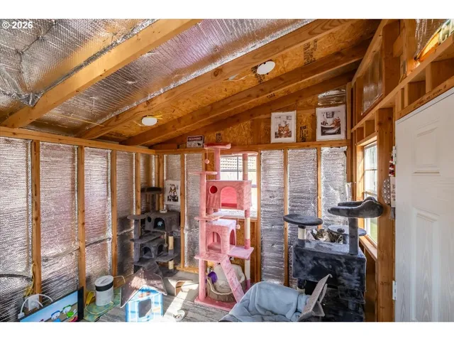 $615,000 | 1473 Meadow Avenue, Silverton, OR 97381