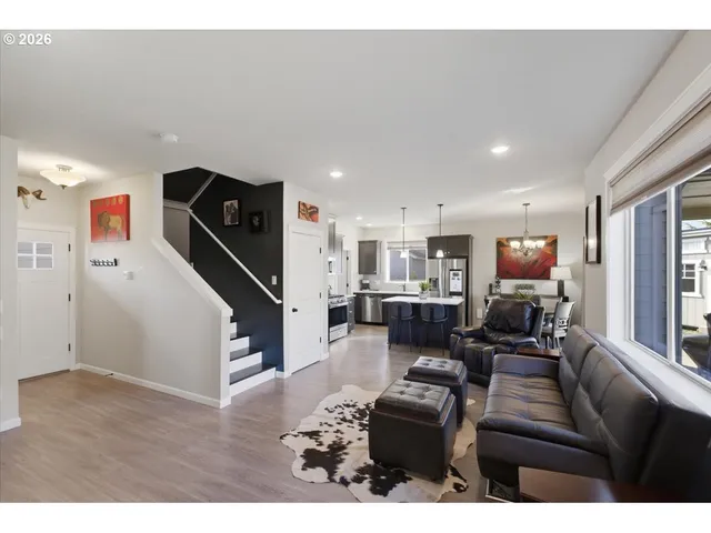 $615,000 | 1473 Meadow Avenue, Silverton, OR 97381