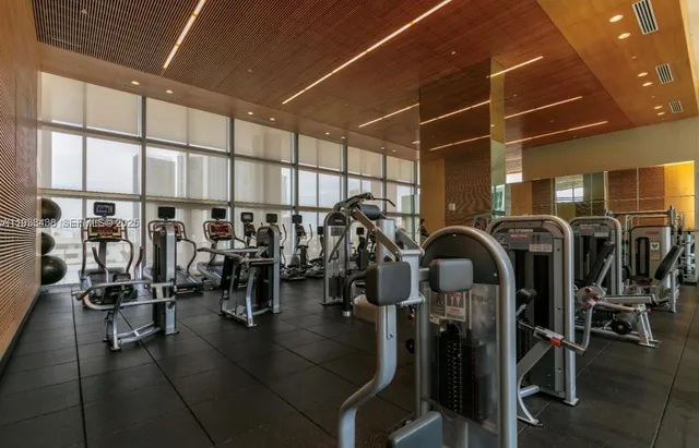 $2,900 | 3470 East Coast Avenue, Unit H1406, Miami, FL 33137