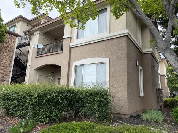 $369,000 | 701 Gibson Drive, Unit 1212, Roseville, CA 95678