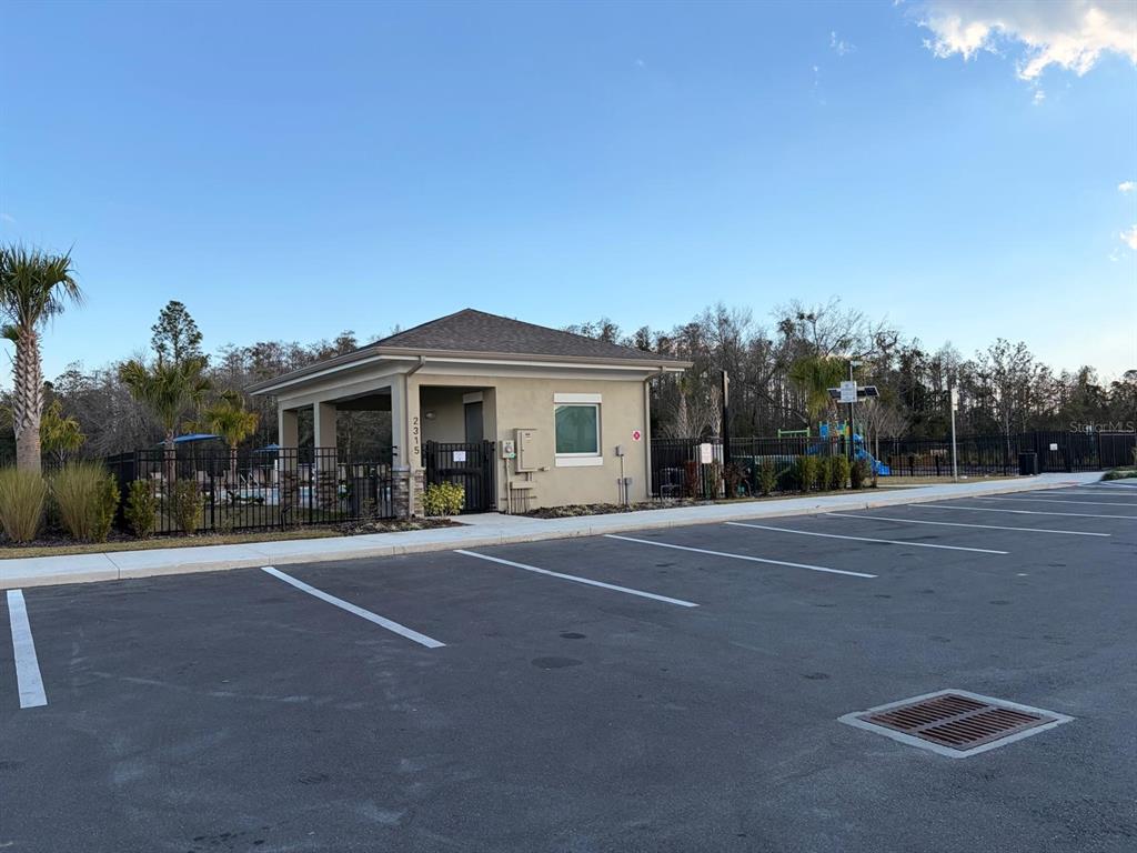 2724 Skyline Loop Kissimmee, FL 34758 - Photo 19 of 24