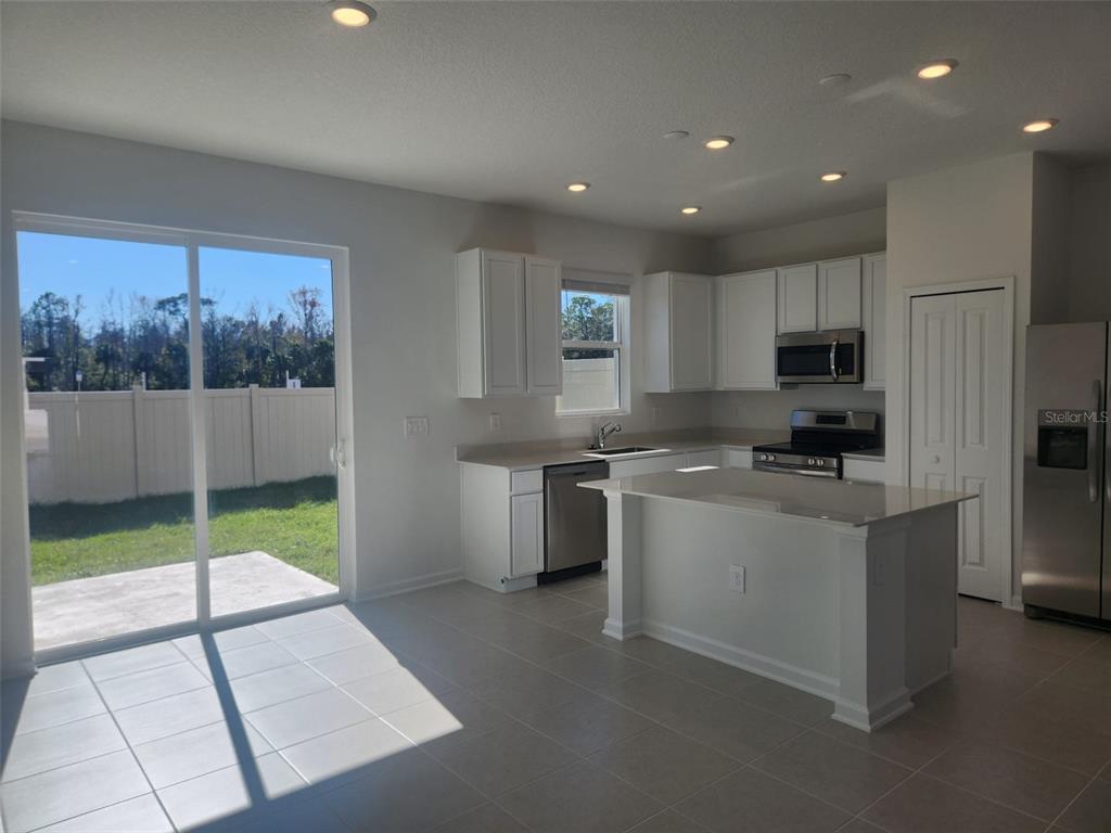 2724 Skyline Loop Kissimmee, FL 34758 - Photo 3 of 24