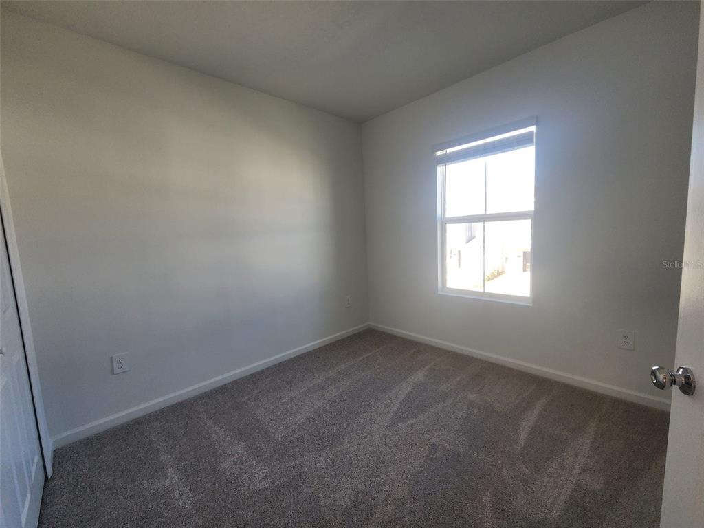 2724 Skyline Loop Kissimmee, FL 34758 - Photo 8 of 24