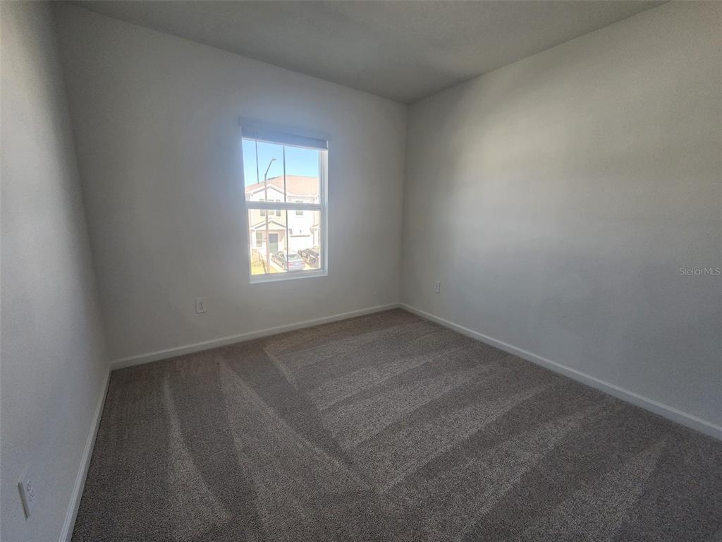 2724 Skyline Loop Kissimmee, FL 34758 - Photo 10 of 24