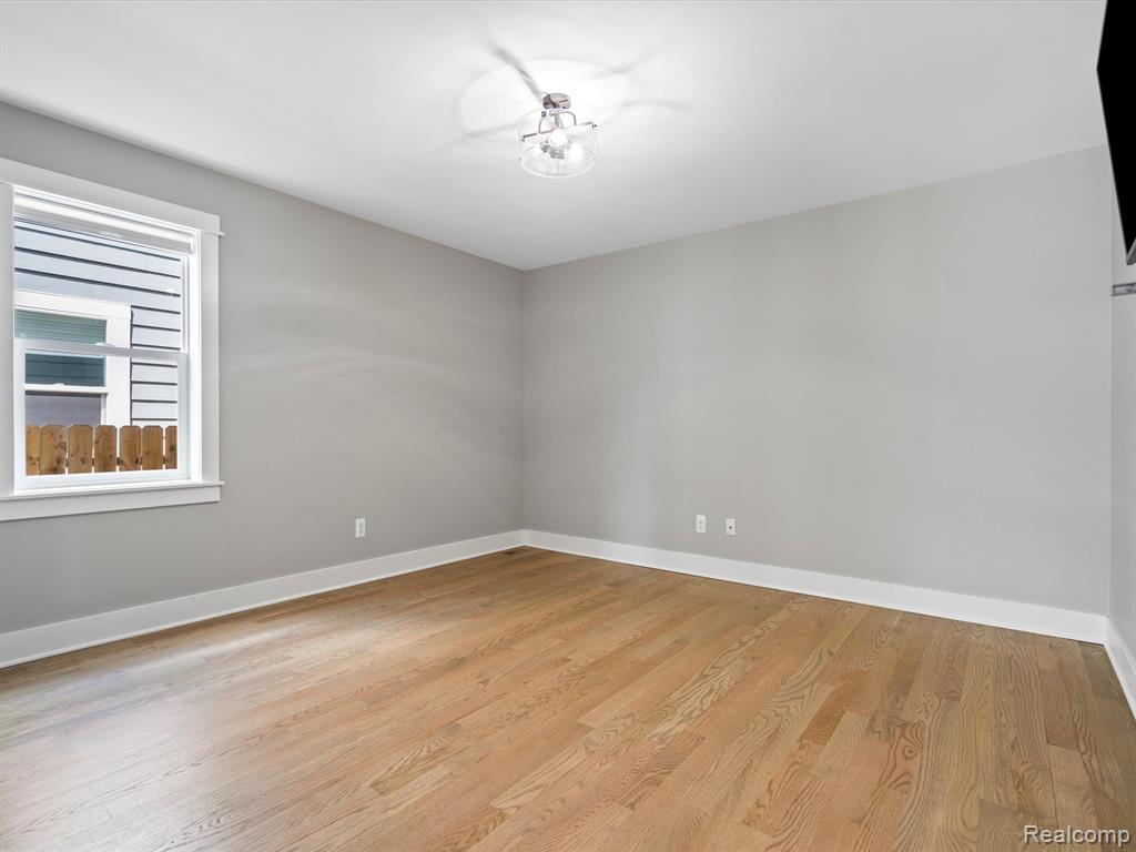 4101 Highfield Road Royal Oak, MI 48073 - Photo 22 of 47
