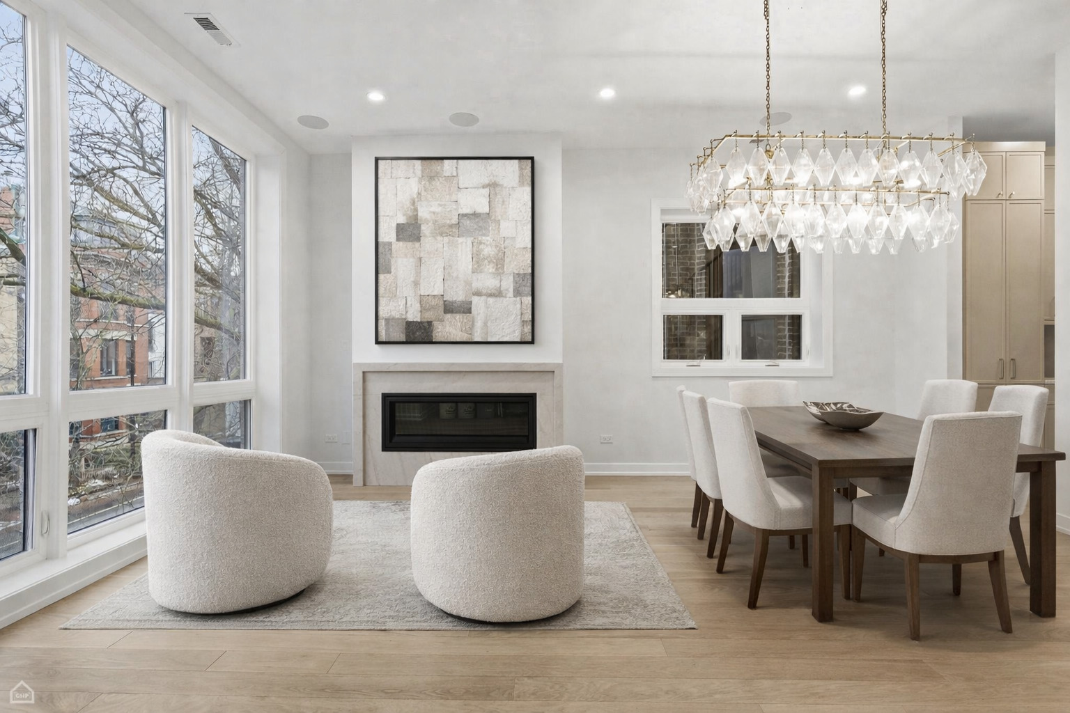 2127 North Racine Avenue, Unit 2 Chicago, IL 60614 - Photo 2 of 12 Gallery Image 2