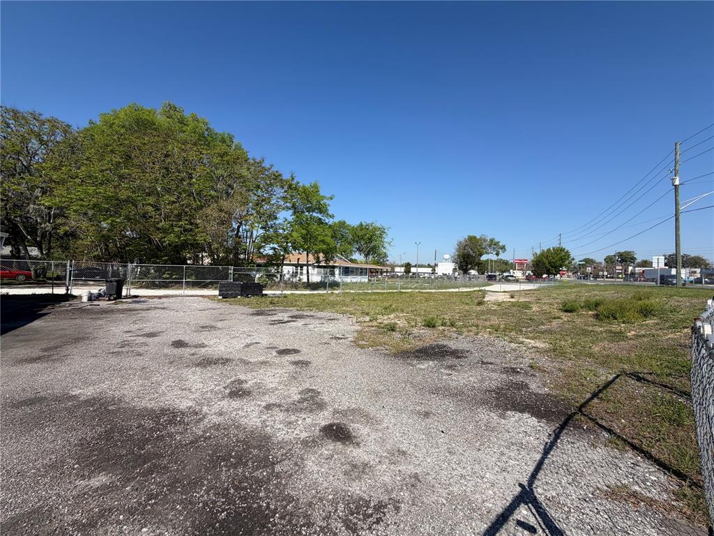 11368 Highway 301 Belleview, FL 34420 - Photo 15 of 17