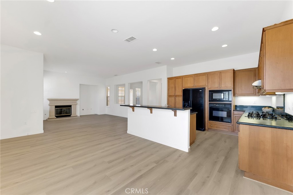 23815 Balsa Court Valencia, CA 91354 - Photo 12 of 63