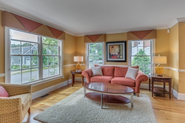 44 Elmwood Road Needham, MA 02492 - Photo 6 of 30 Gallery Image 6
