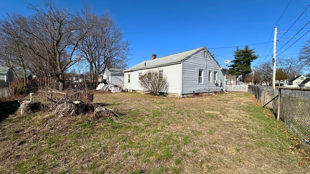 78 West Bay Path Terrace Springfield, MA 01109 - Photo 9 of 10