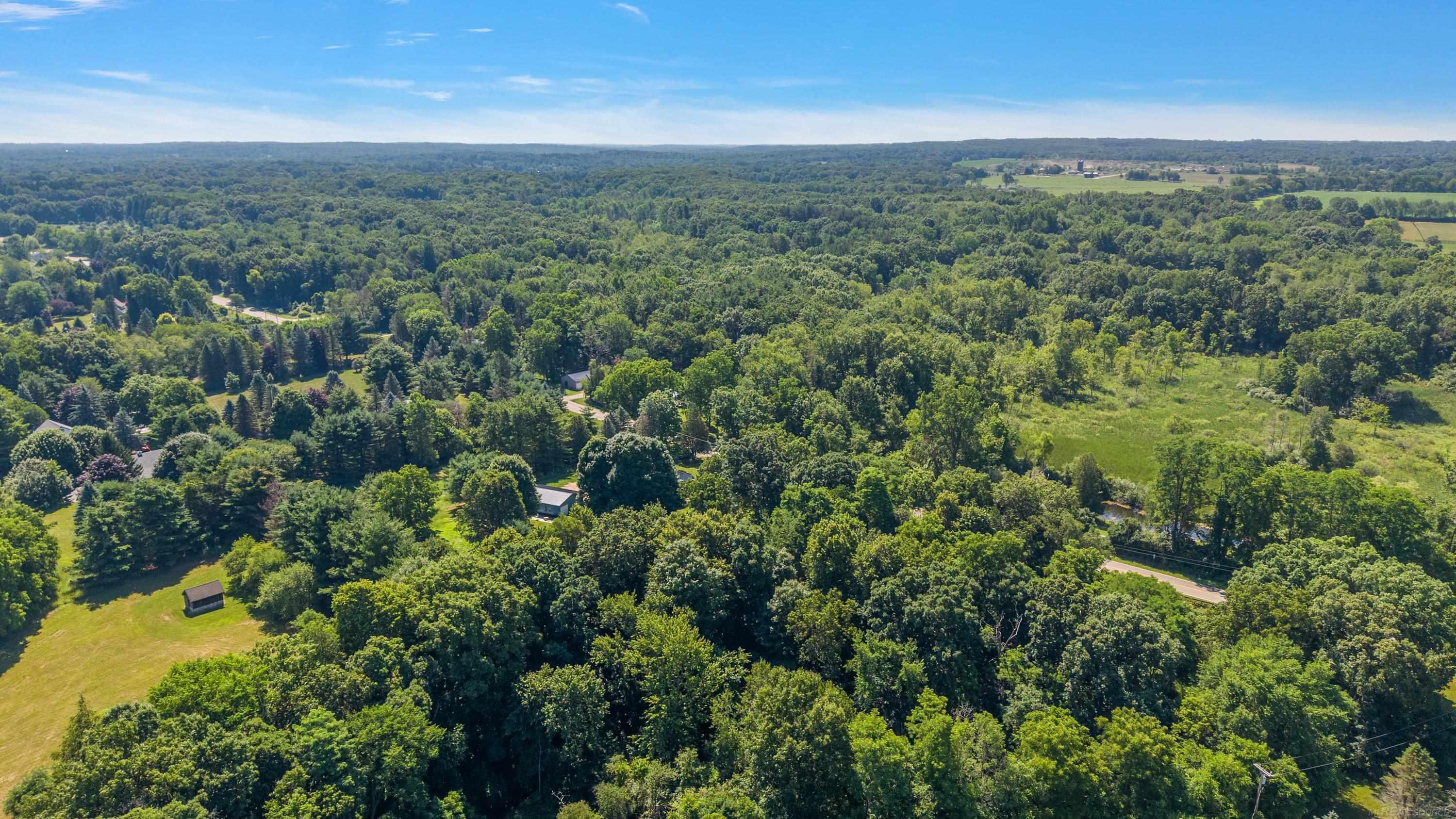 149 East Hunters Creek Road Lapeer, MI 48446 - Photo 66 of 71 50215016-72850b51-9b70-4f6d-ab58-5f2348f3e02c.JPG