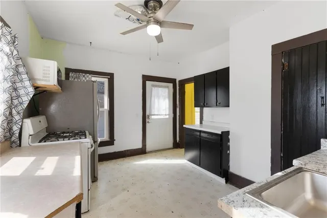 $207,500 | 180 Southwest 21st Road, Warrensburg, MO 64093