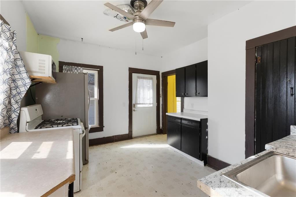 180 Southwest 21st Road Warrensburg, MO 64093 - Photo 13 of 30