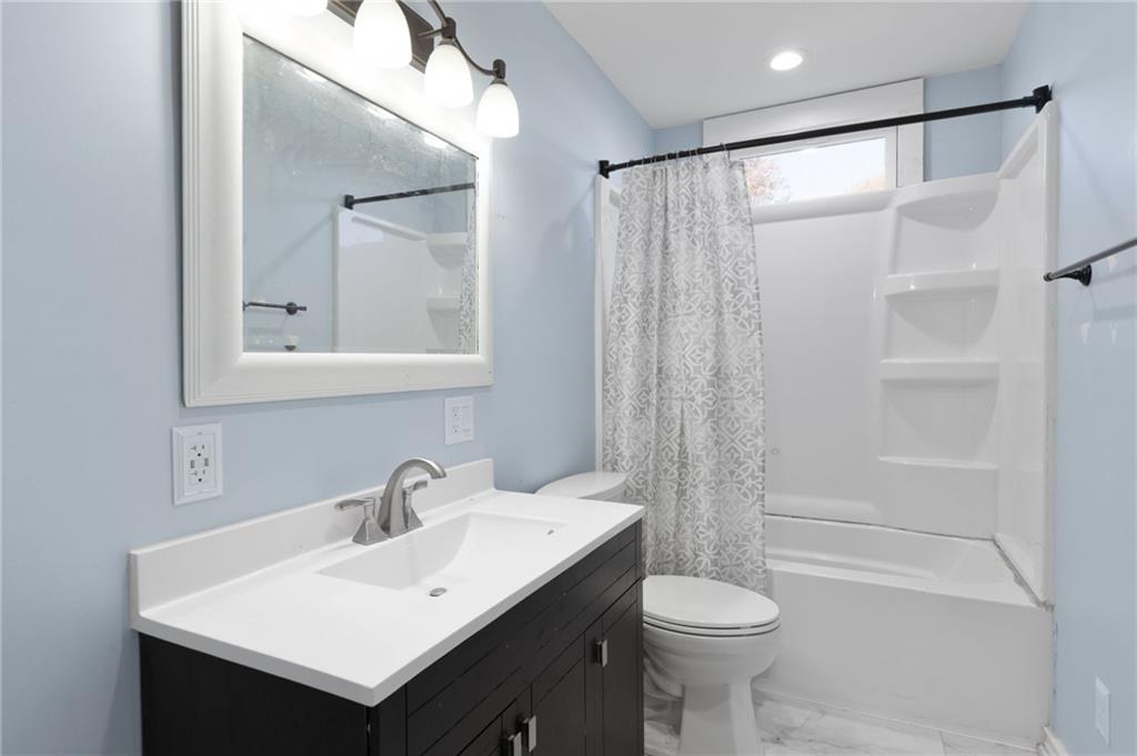 180 Southwest 21st Road Warrensburg, MO 64093 - Photo 17 of 30