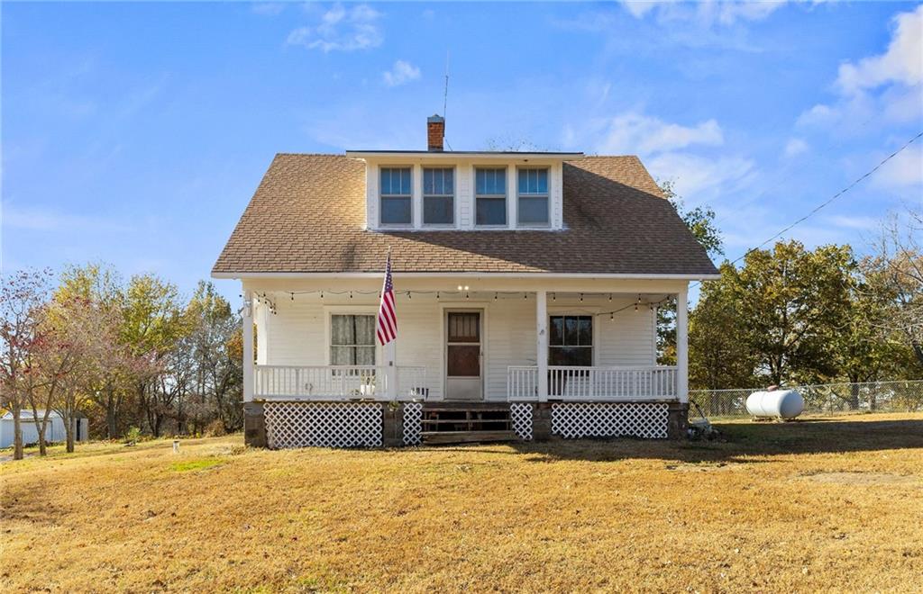 180 Southwest 21st Road Warrensburg, MO 64093 - Photo 2 of 30