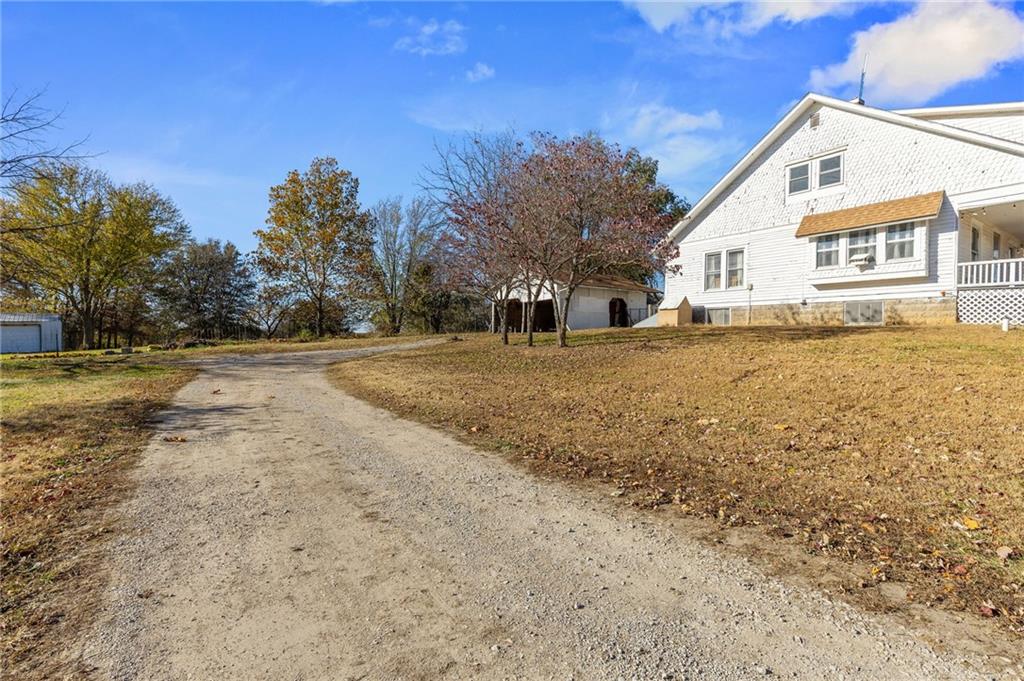 180 Southwest 21st Road Warrensburg, MO 64093 - Photo 27 of 30