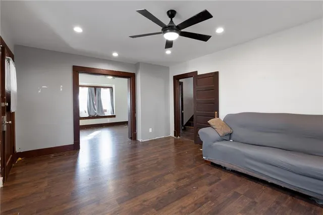 $207,500 | 180 Southwest 21st Road, Warrensburg, MO 64093