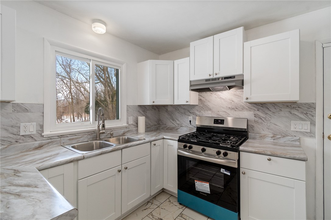 606 Silver Hill Road Arcadia, NY 14513 - Photo 7 of 41