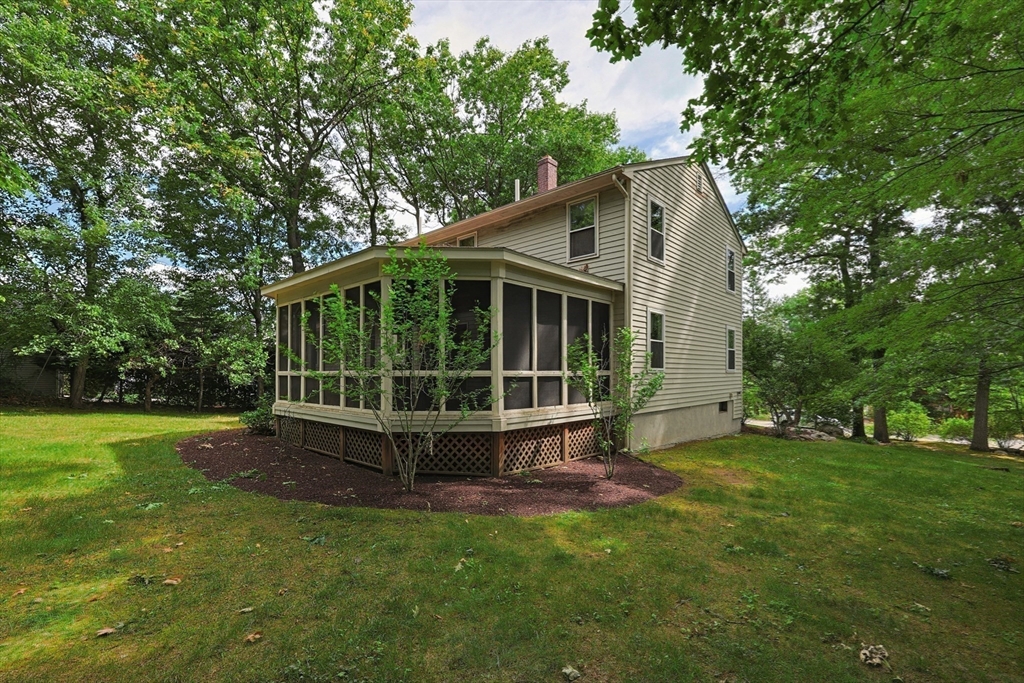 16 Blacksmith Road Cumberland, RI 02864 - Photo 32 of 36