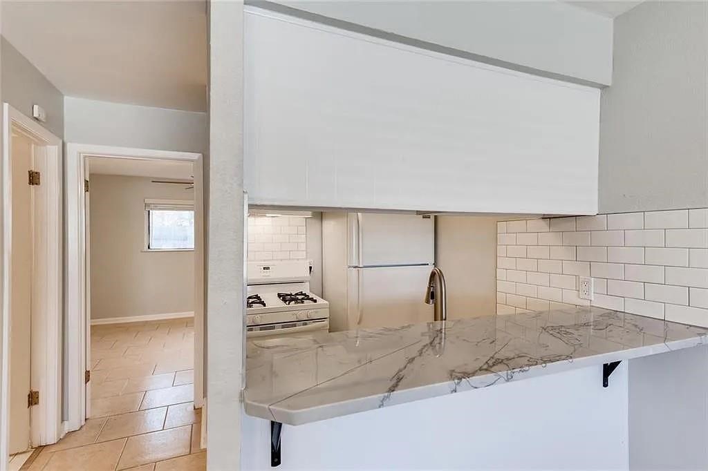 5209 Tahoe Trail, Unit B Austin, TX 78745 - Photo 2 of 7