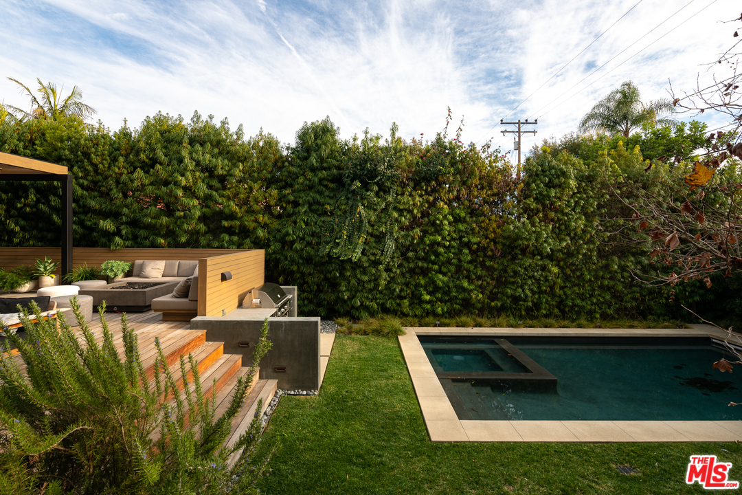 446 23rd Street Santa Monica, CA 90402 - Photo 16 of 32