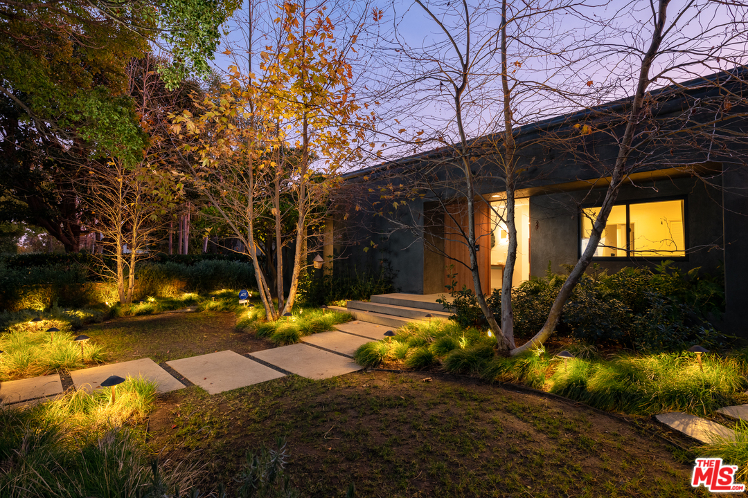 446 23rd Street Santa Monica, CA 90402 - Photo 5 of 32