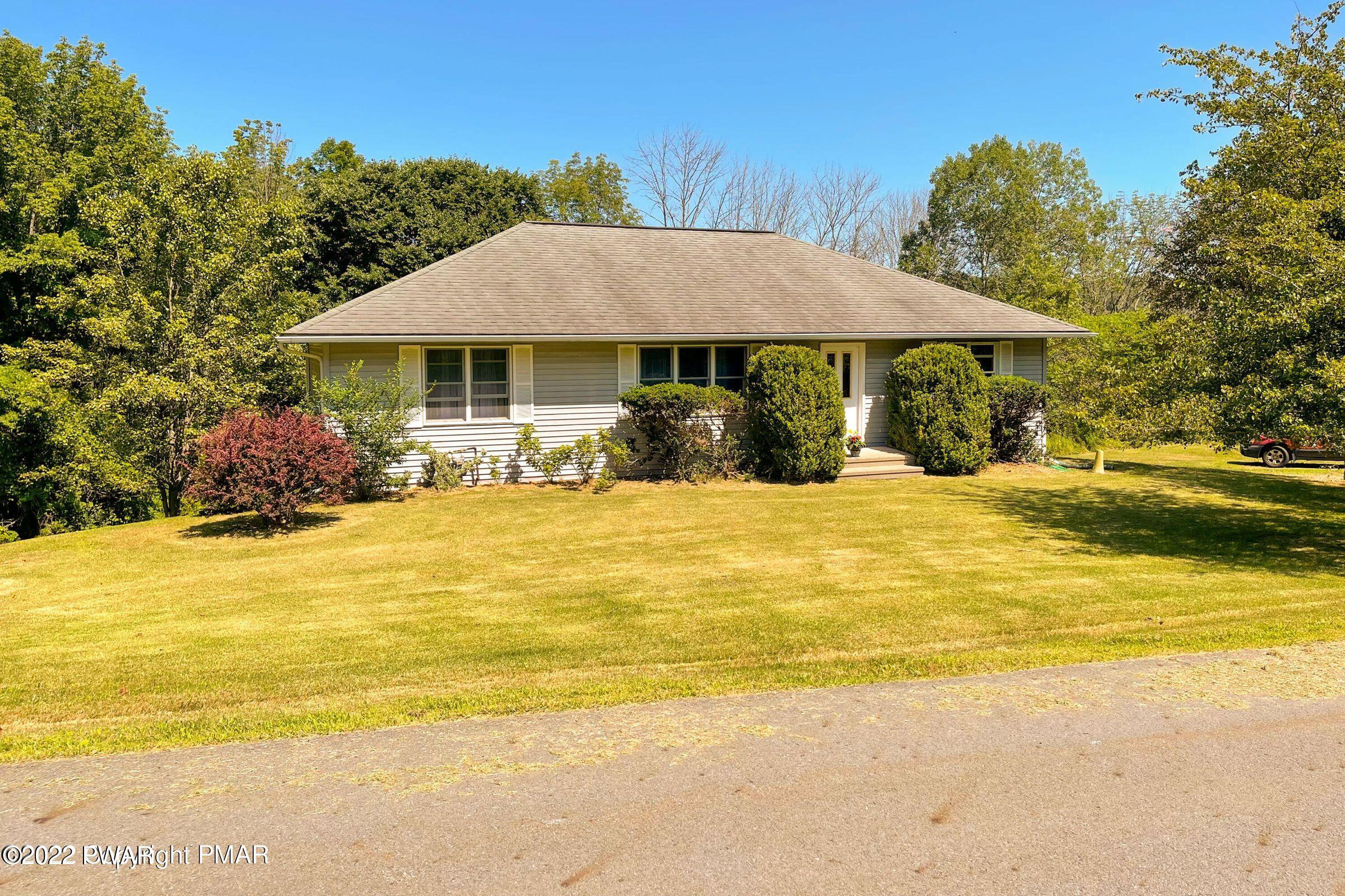 202 Spring Hill Road Honesdale, PA 18431 - Photo 2 of 16