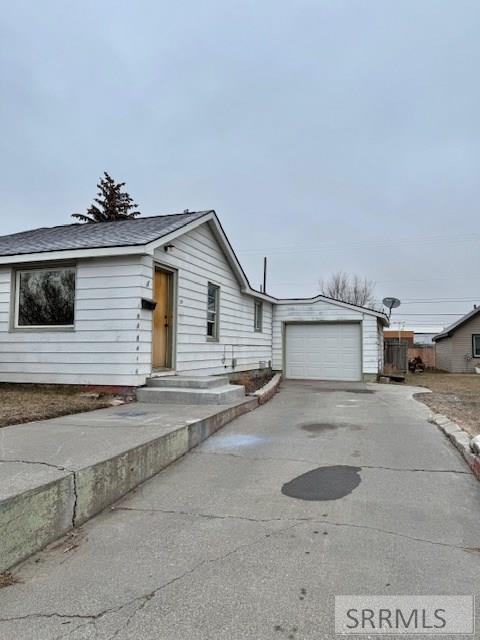 335 Cleveland Street Idaho Falls, ID 83401 - Photo 3 of 23