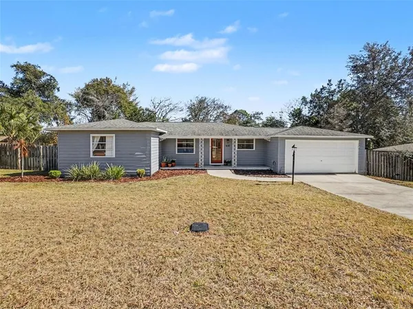 $395,000 | 1630 Crestview Drive, Mount Dora, FL 32757