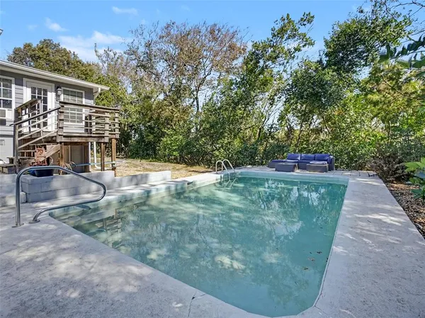 $395,000 | 1630 Crestview Drive, Mount Dora, FL 32757