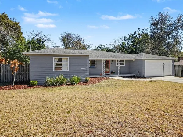 $395,000 | 1630 Crestview Drive, Mount Dora, FL 32757