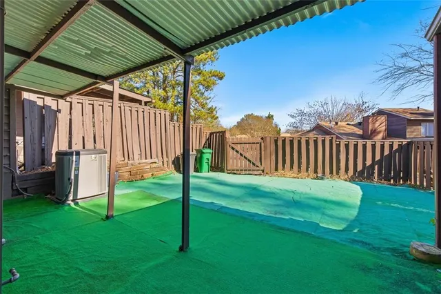 $1,950 | 1512 Stoneleigh Way, Stone Mountain, GA 30088