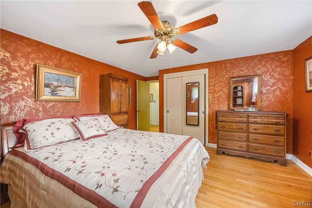 208 Harding Place Syracuse, NY 13205 - Photo 16 of 30