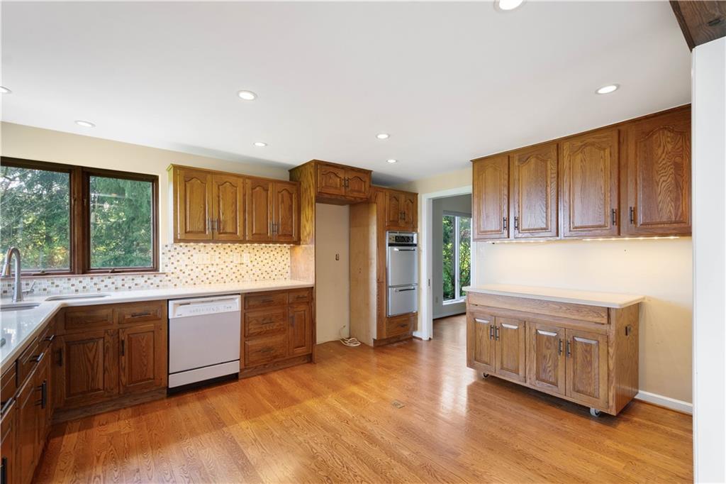 1679 Hastings Mill Road Pittsburgh, PA 15241 - Photo 19 of 40