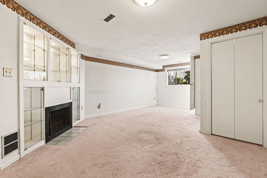 68 Sterling Lane, Unit 68 Haverhill, MA 01835 - Photo 19 of 37