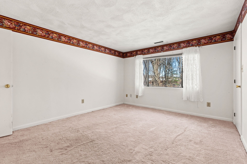 68 Sterling Lane, Unit 68 Haverhill, MA 01835 - Photo 32 of 37