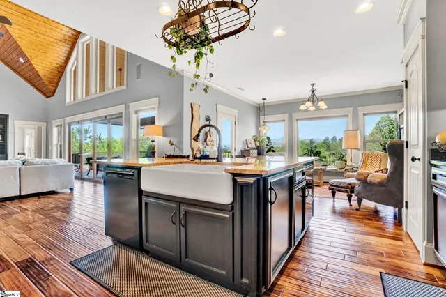 $1,395,000 | 129 Eliza Lane, Marietta, SC 29661