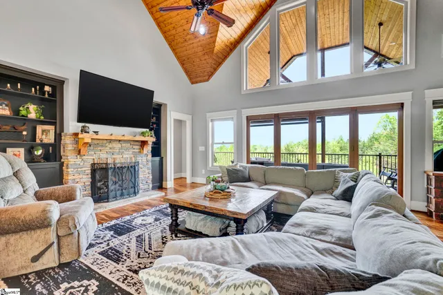 $1,395,000 | 129 Eliza Lane, Marietta, SC 29661