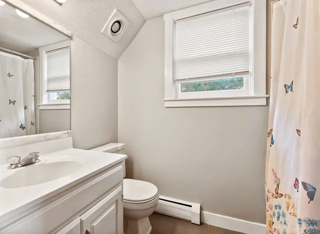 $355,000 | 14 Lake Avenue, Unit 1, Sunapee, NH 03782