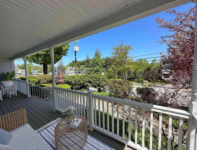 $355,000 | 14 Lake Avenue, Unit 1, Sunapee, NH 03782