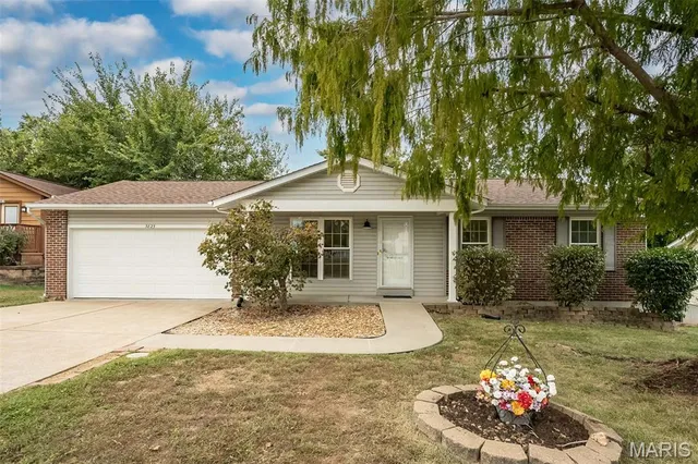 $269,900 | 3823 Barrington N Court, Arnold, MO 63010