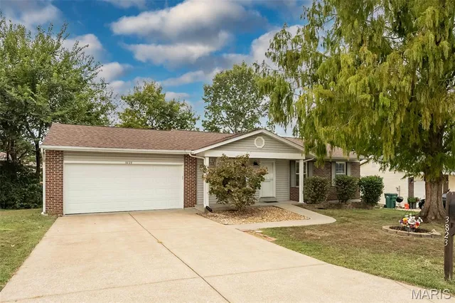 $269,900 | 3823 Barrington N Court, Arnold, MO 63010