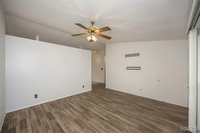 $269,900 | 3823 Barrington N Court, Arnold, MO 63010