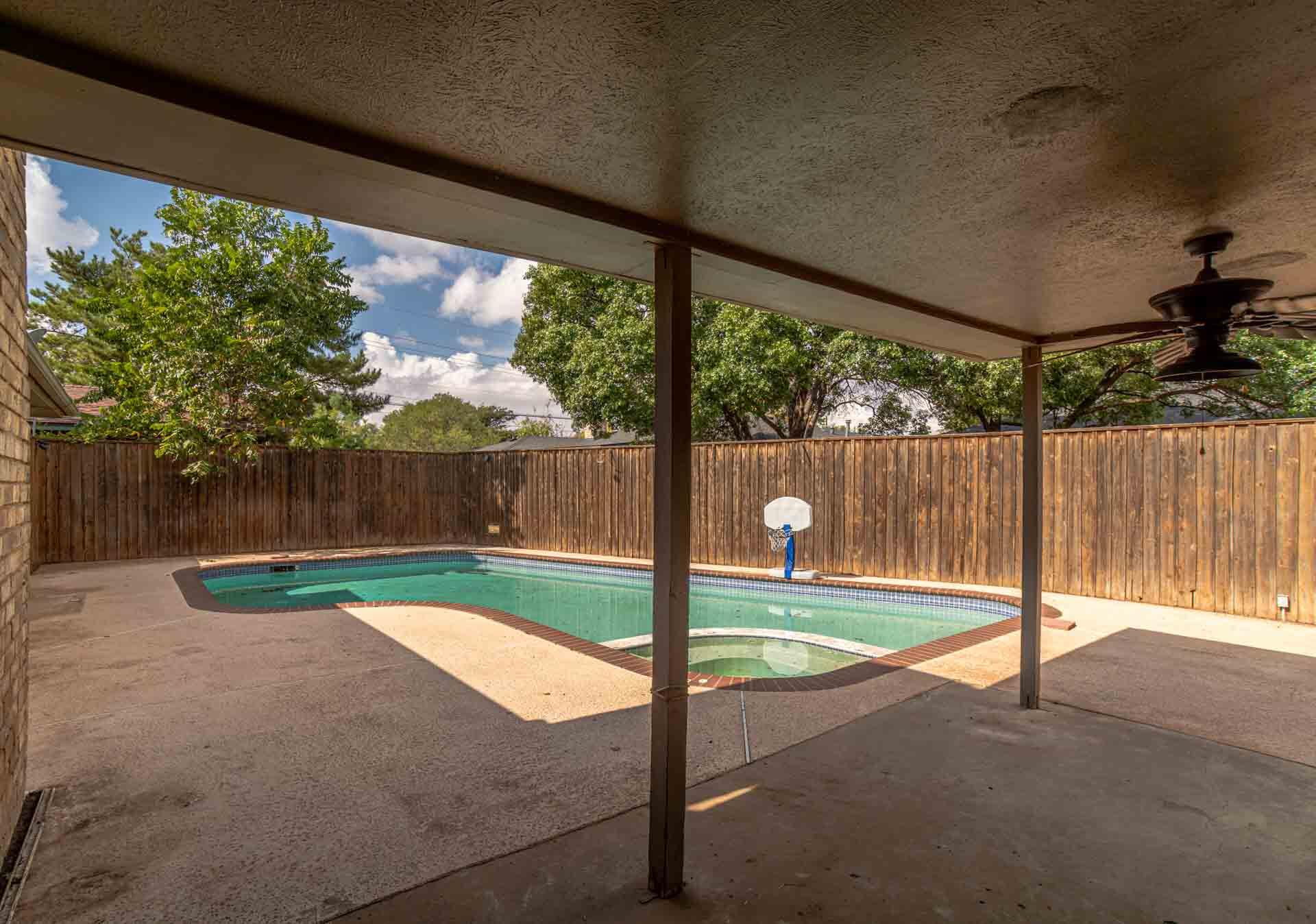 3312 77th Street Lubbock, TX 79423 - Photo 30 of 30 a view of backyard with green space