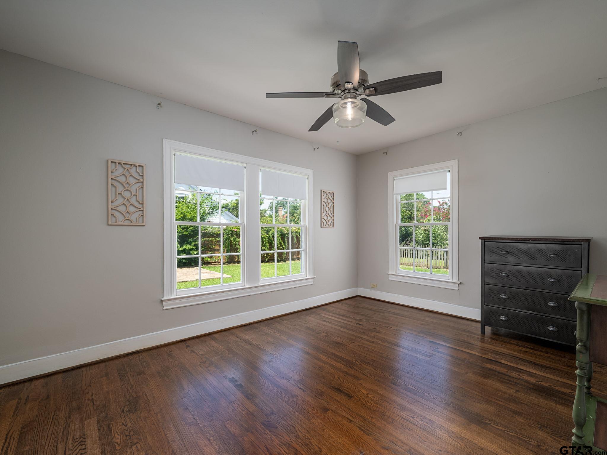 323 West 3rd Street Tyler, TX 75701 - Photo 27 of 44
