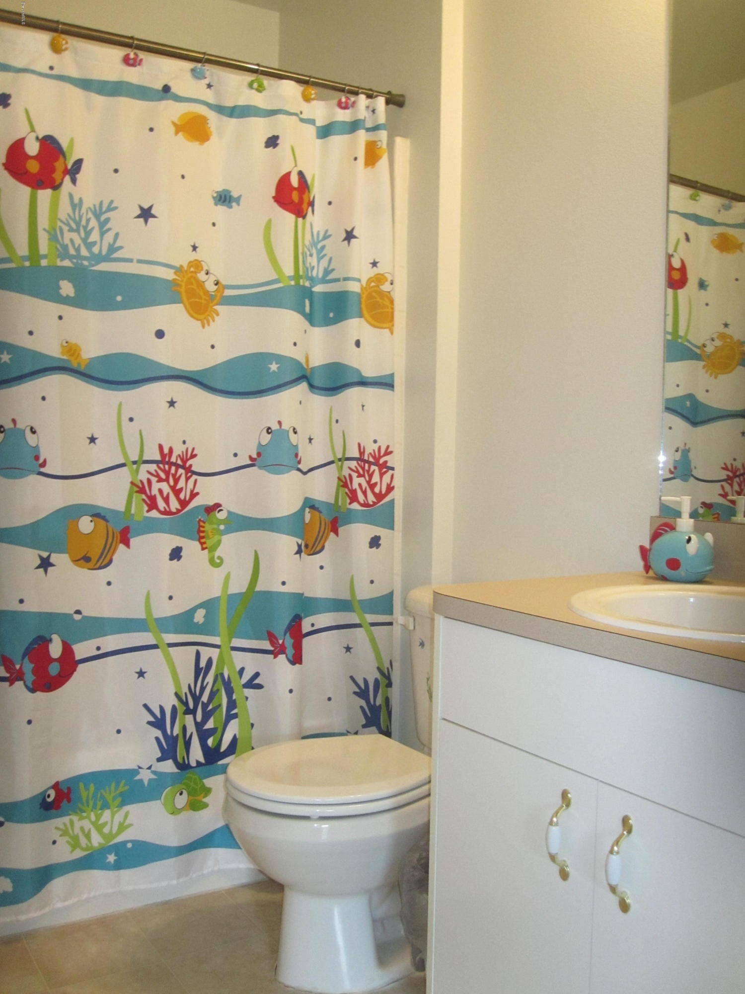 5693 Holden Road Cocoa, FL 32927 - Photo 12 of 17 Guest Bathroom