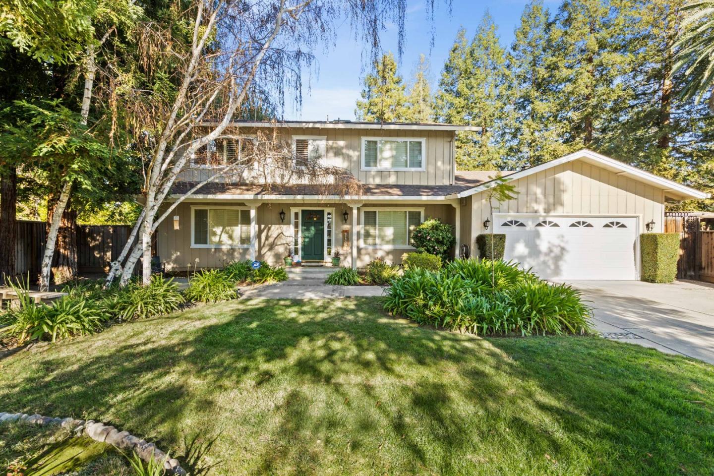 front view of house with a yard