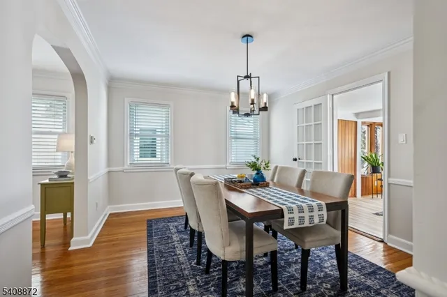 $725,000 | 11 Overlook Terrace, Maplewood, NJ 07040