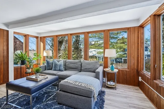 $725,000 | 11 Overlook Terrace, Maplewood, NJ 07040